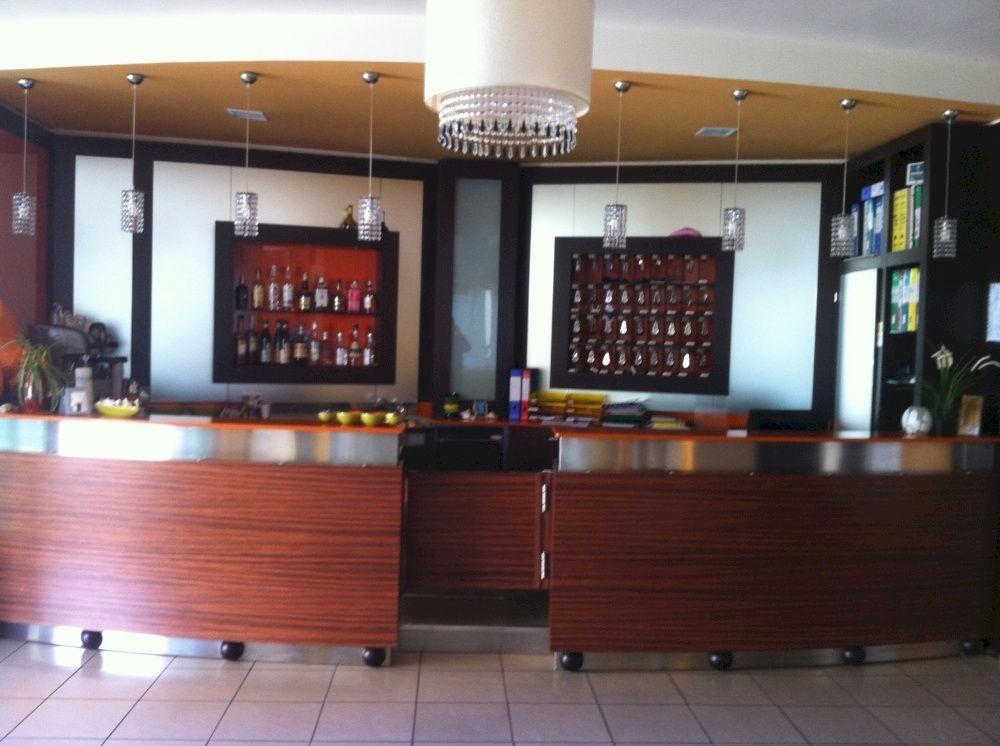 צ'סנטיקו Hotel Orly מראה חיצוני תמונה