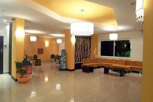 צ'סנטיקו Hotel Orly מראה חיצוני תמונה