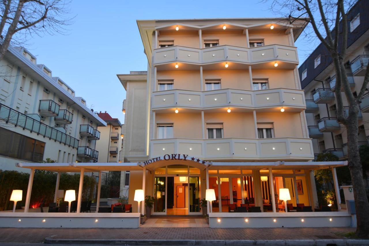צ'סנטיקו Hotel Orly מראה חיצוני תמונה